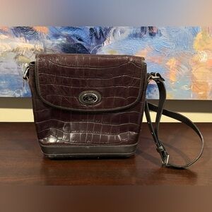Vintage Dooney & Bourke Bayou Collection Alligator-Embossed Leather Flap Bag